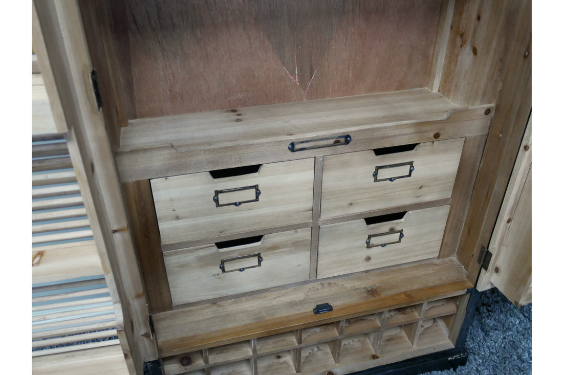 Shutter Bar Cabinet – Fir Wood Storage & Drinks Cabinet