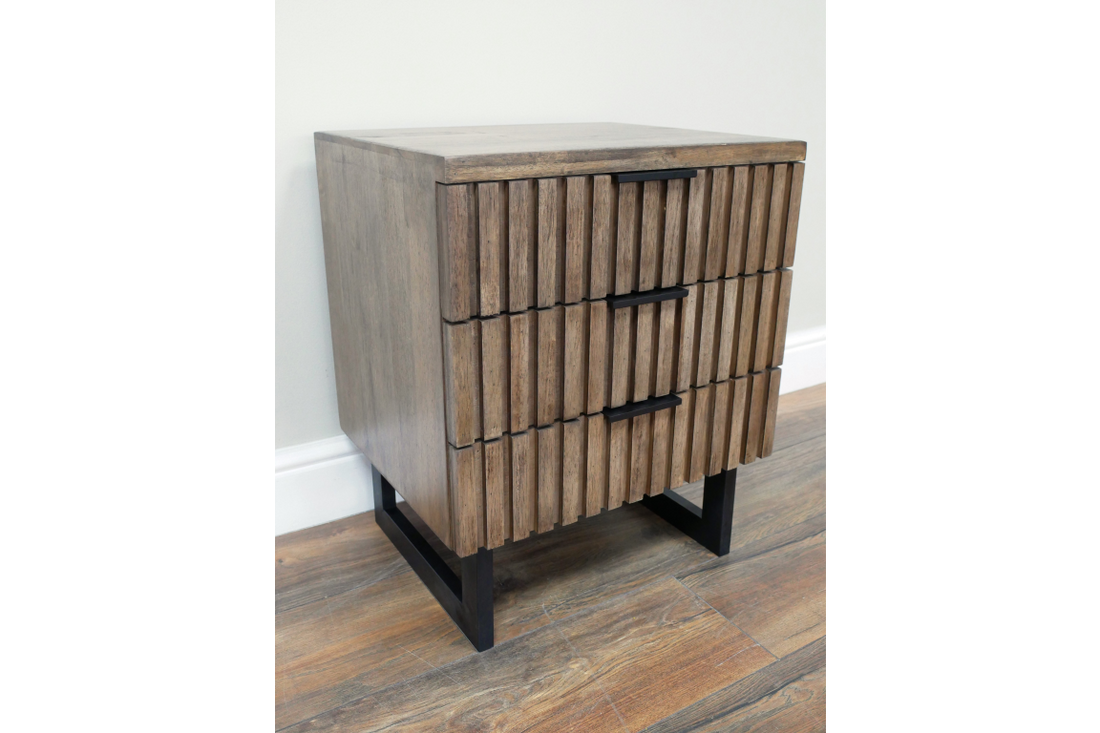 Slatted Bedside Cabinet – Sustainable Rubber Wood Bedside Table